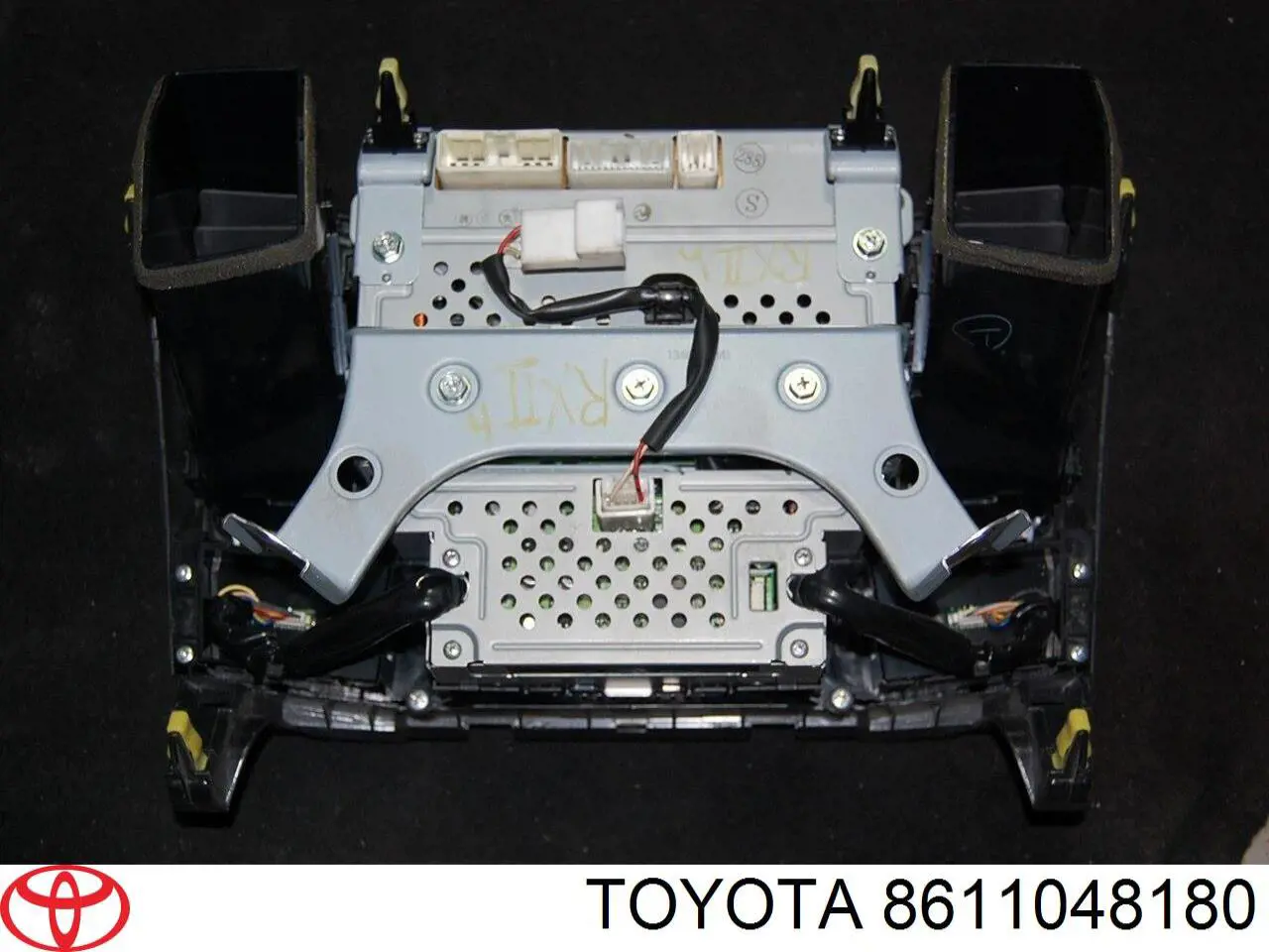 Дисплей многофункциональный Toyota 8611048180 цена, от 126.69 USD