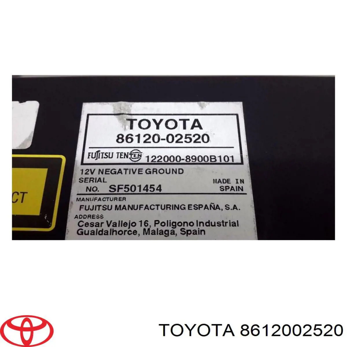 Радиоприемник на Toyota Auris UKP E15