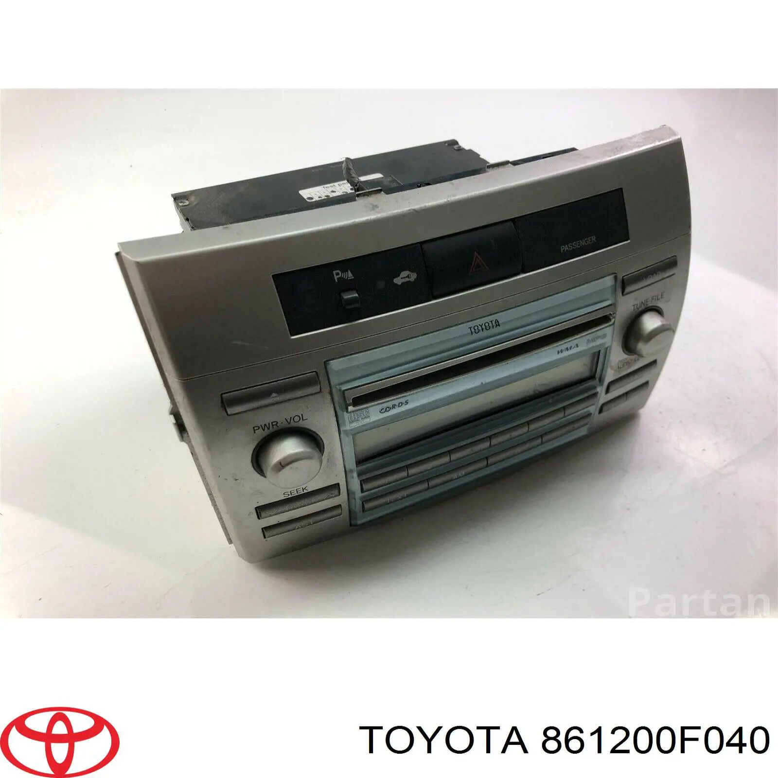 Магнитола (радио AM/FM) Toyota 861200F040 цена, от  USD
