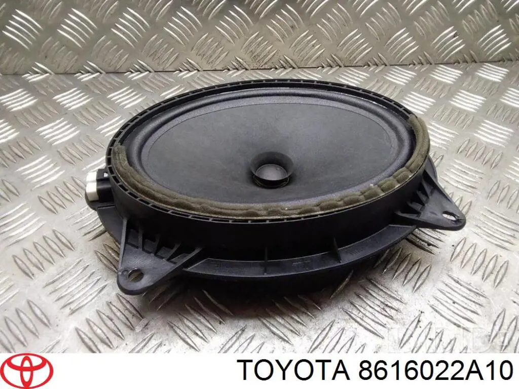 8616022A10 Toyota Динамик передний