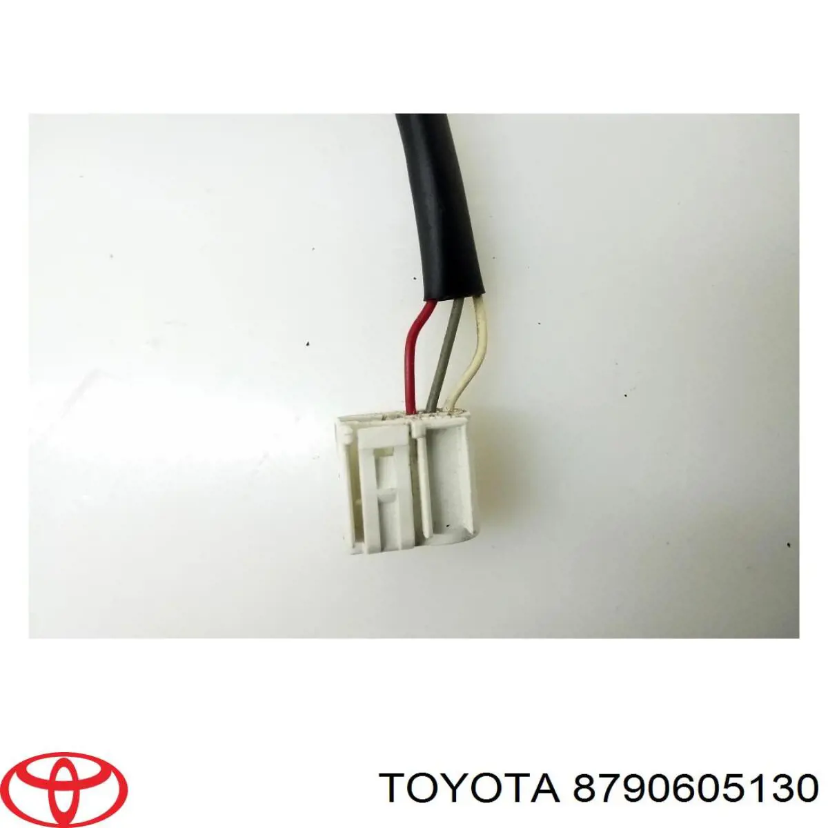Зеркало левое Starline CPTOAVEN093501L