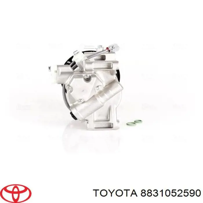 Компрессор кондиционера 8831052590 Toyota