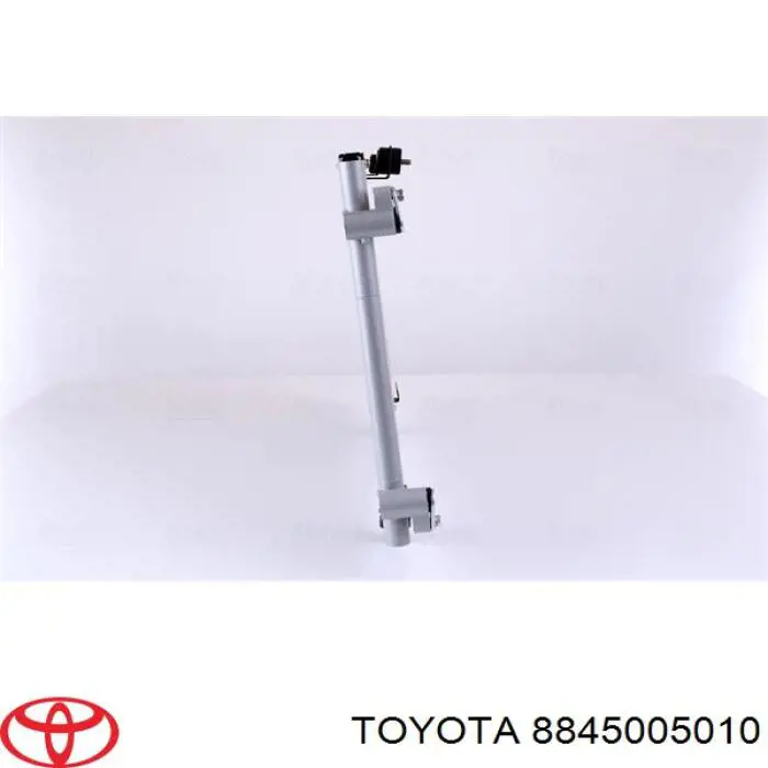Радиатор охлаждения кондиционера Toyota 8845005010