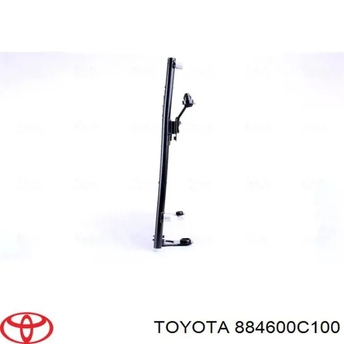 Радиатор охлаждения кондиционера Toyota 884600C100