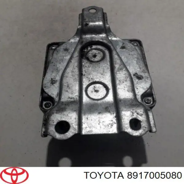  Toyota 8917005080