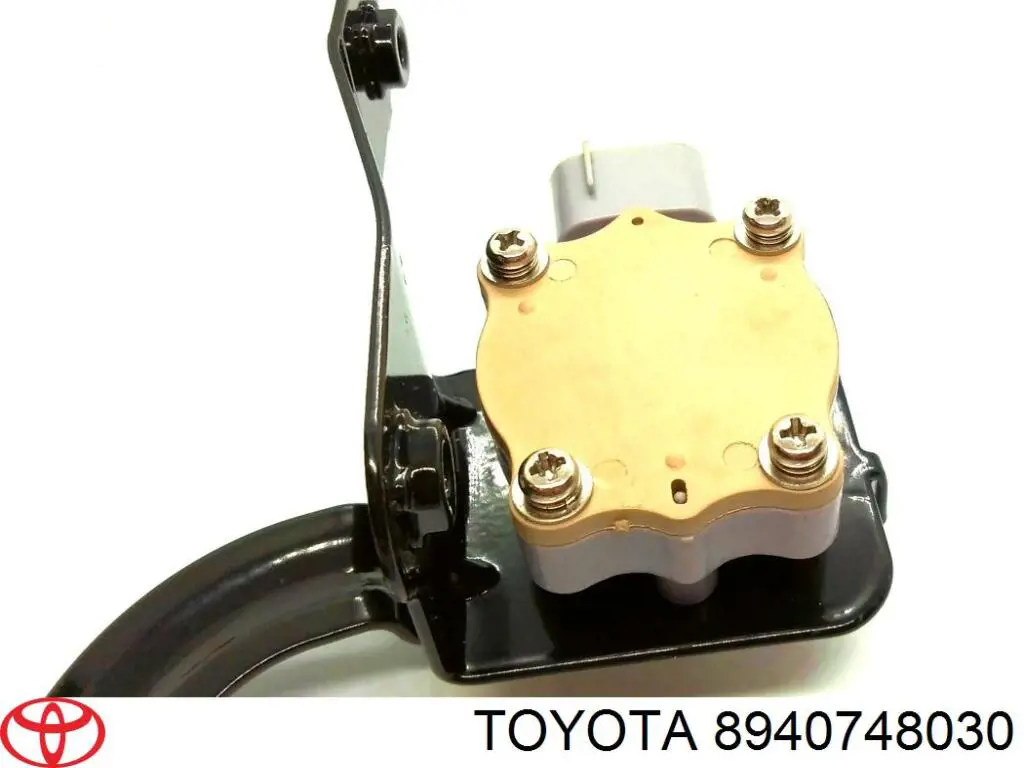 Купить Q3760717 Q-fix Датчик уровня положения кузова задний правый