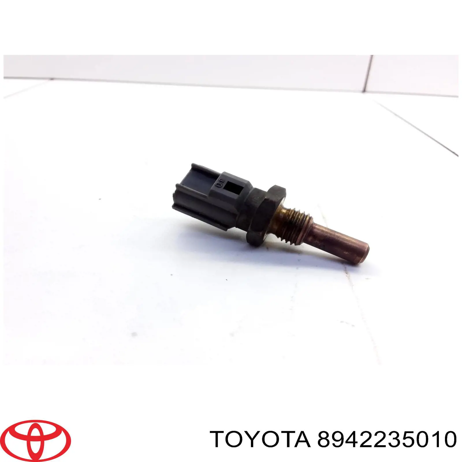 Датчик температуры охлаждающей жидкости 8942235010 Toyota