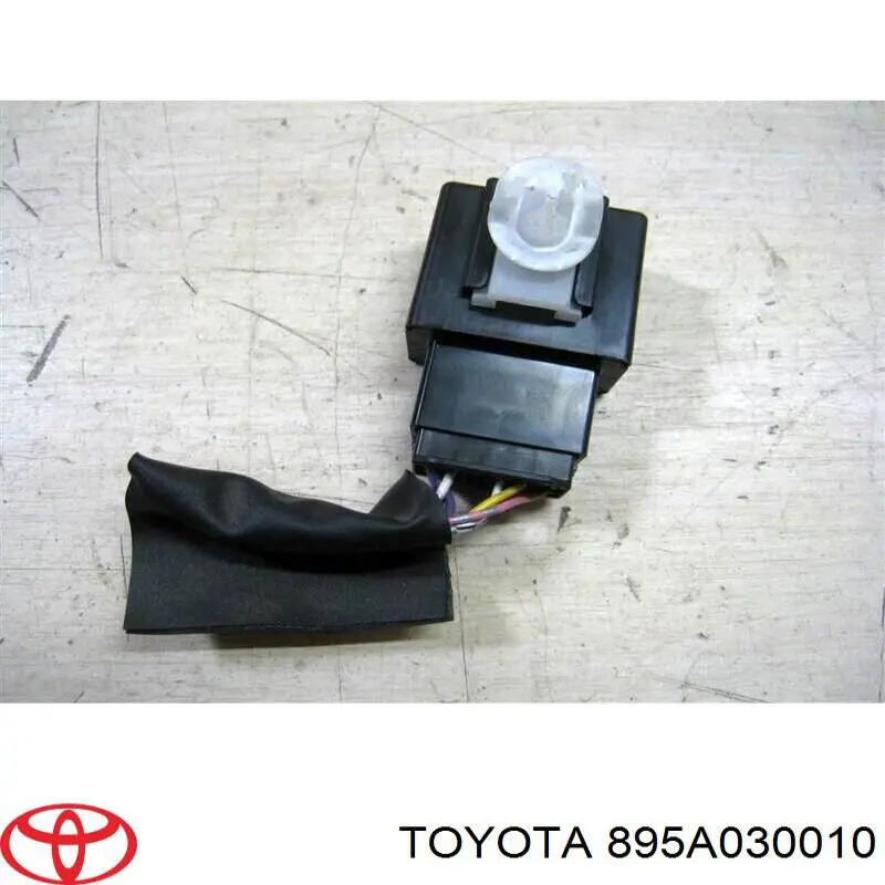  Toyota 895A030010 цена, от 38.01 USD