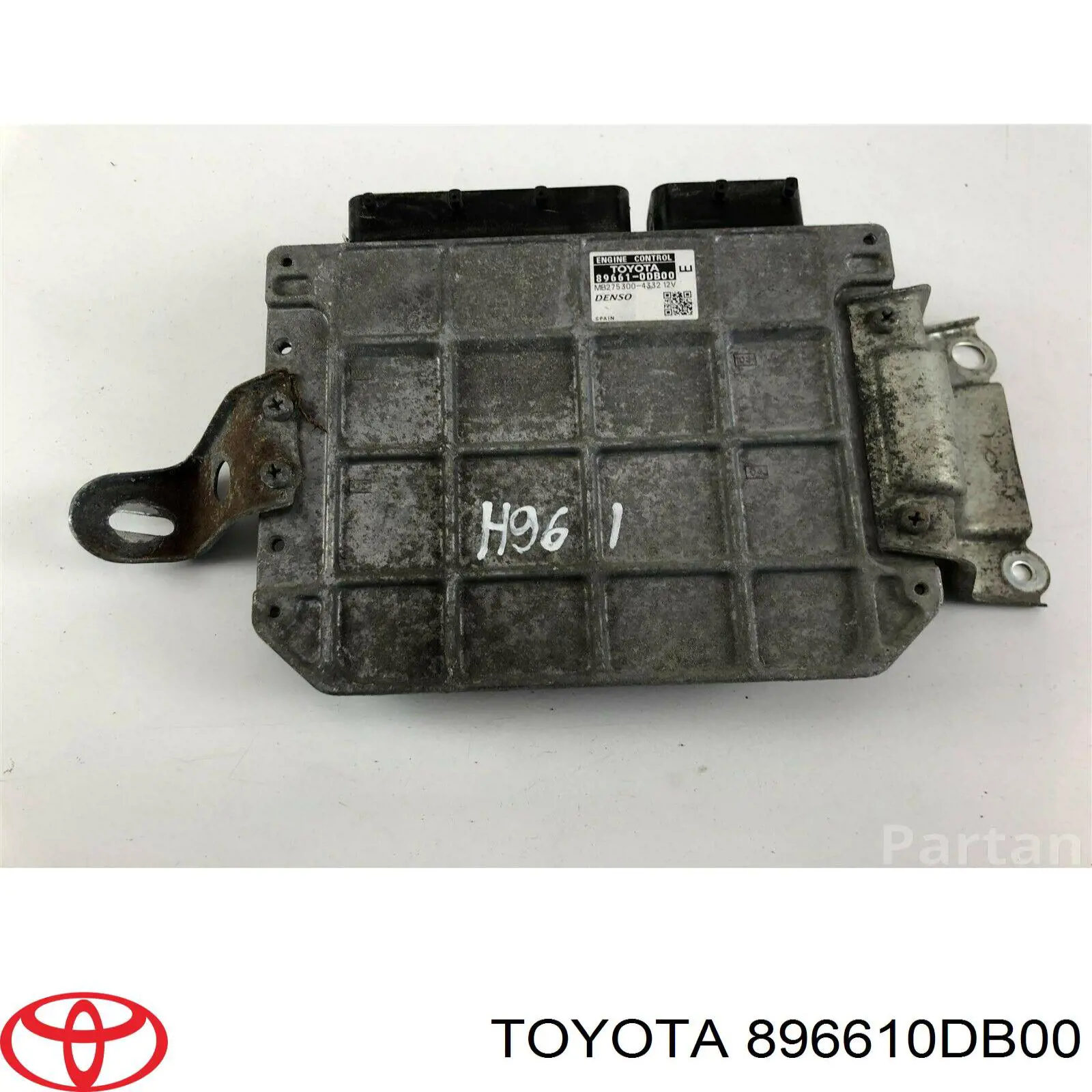 896610DB00 Toyota Мозги двигателя