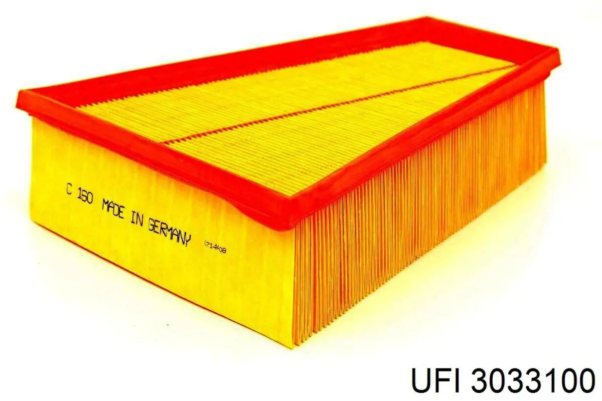 Воздушный фильтр 3033100 UFI