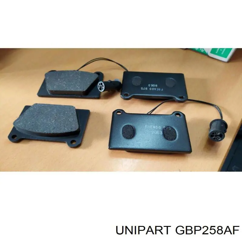 Передние тормозные колодки GBP258AF Unipart