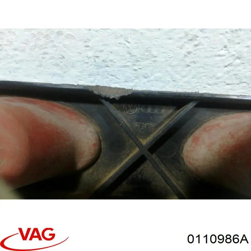 0110986A VAG 