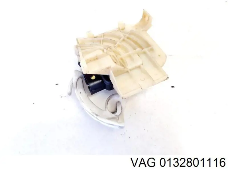 Купить 0132801116 VAG Моторчик заслонки печки