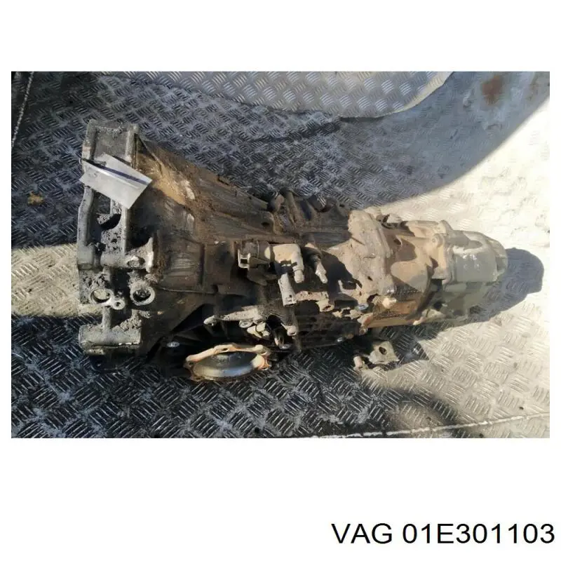 01E301103 VAG КПП в сборе