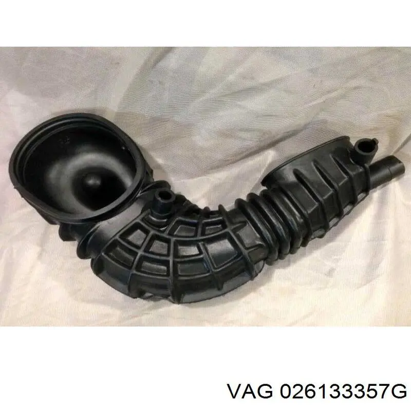 Гофра расходомера воздуха VAG 026133357G цена, от 528.77 USD