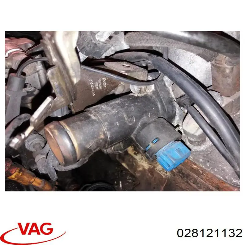 Купить 028121132 VAG Фланец охлаждающей жидкости