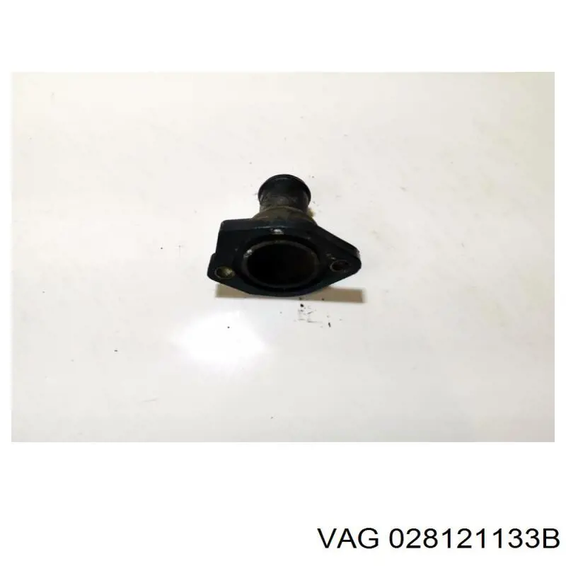 Фланец системы охлаждения VAG 028121133B цена, от 4.23 USD