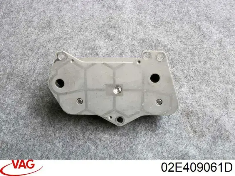 02E409061D VAG Радиатор охлаждения, АКПП