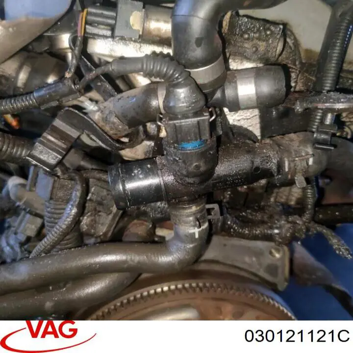 Крышка термостата VAG 030121121C цена, от 2.48 USD