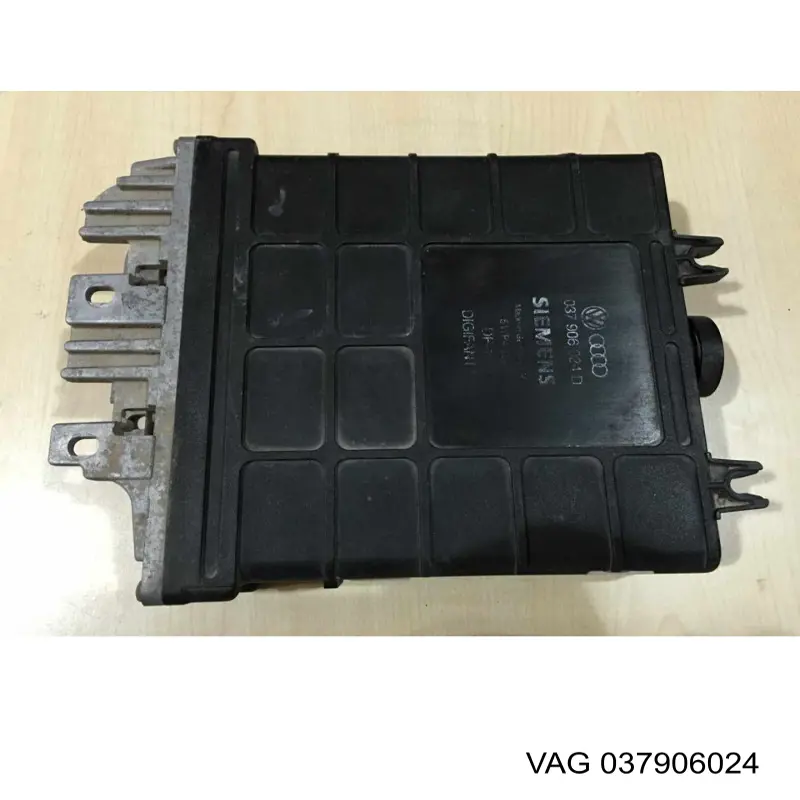 ЭБУ двигателем VAG 037906024G цена, от 38.01 USD