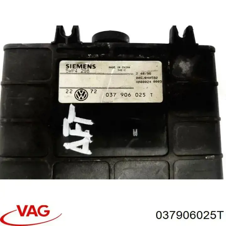 Блок управления двигателем 037906025J VAG