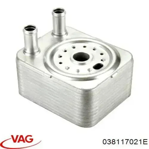 Радиатор масляный холодильник VAG 038117021E