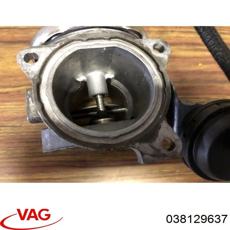 Клапан ЕГР 038129637 VAG
