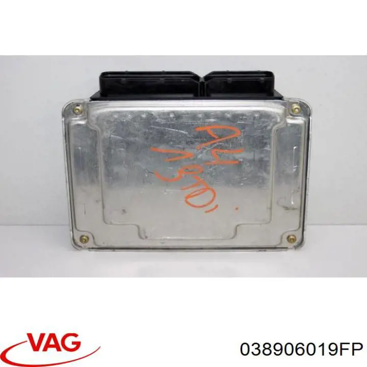 Блок управления двигателем 038906019FP VAG