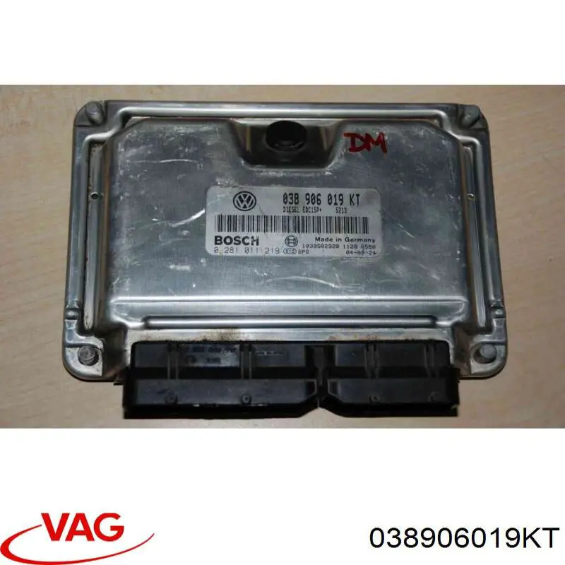 Блок управления двигателем 0281011219 VAG