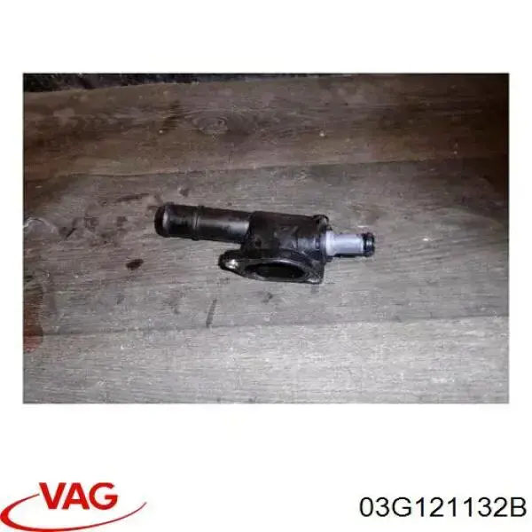 Фланец системы охлаждения VAG 03G121132B цена, от 4.44 USD