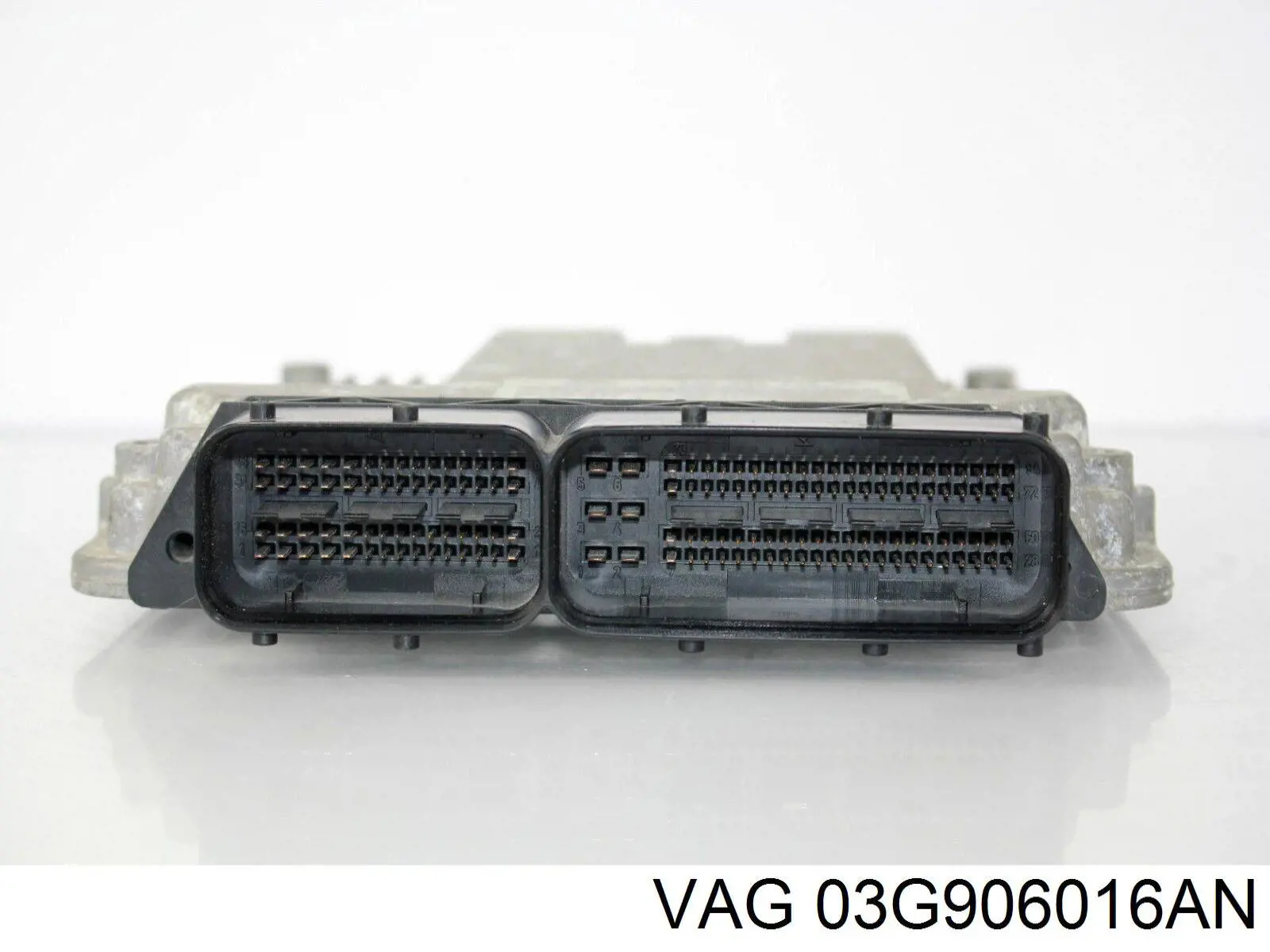Блок управления двигателем 03G906016AN VAG