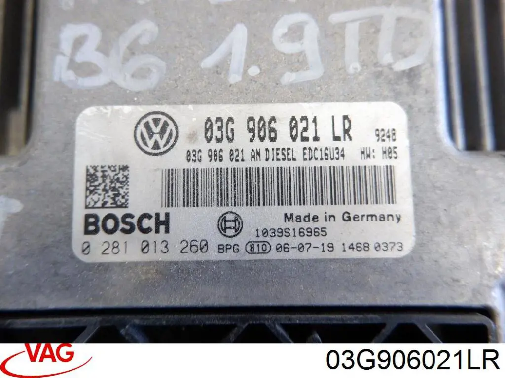 Блок управления двигателем 03G906021LR Bosch