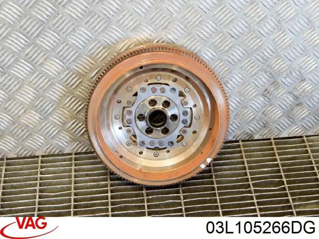 Купить 03L105266DS VAG Маховик с зубчатым ободом