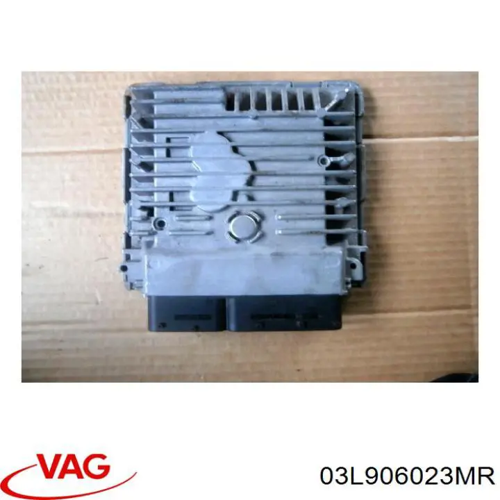 03L906023MR VAG Мозги двигателя