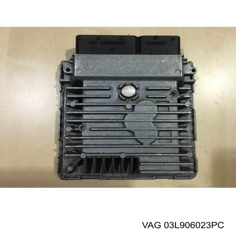 03L906023PC VAG módulo de direção (centralina eletrônica de motor)