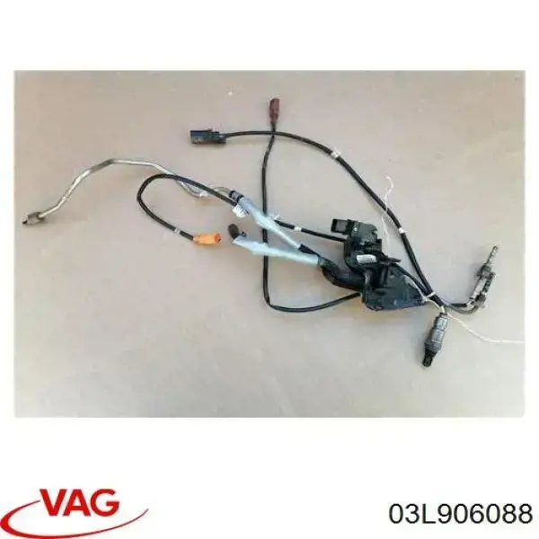 Датчик температуры отработавших газов (ОГ), перед турбиной 03L906088 VAG