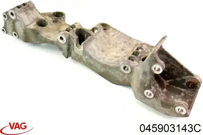 Купить 045903141C VAG Кронштейн генератора