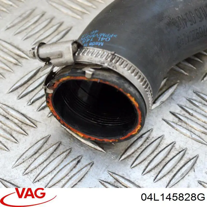 Шланг/патрубок интеркуллера VAG 04L145828G цена, от 11.29 USD