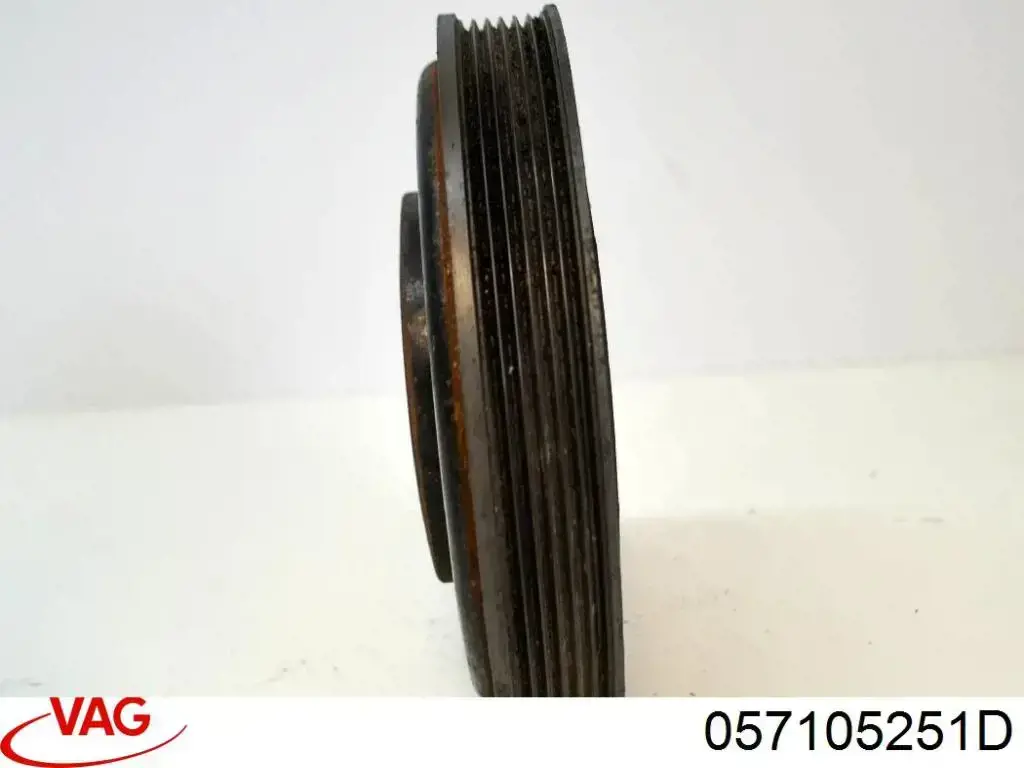 Демпфер коленвала VAG 057105251D