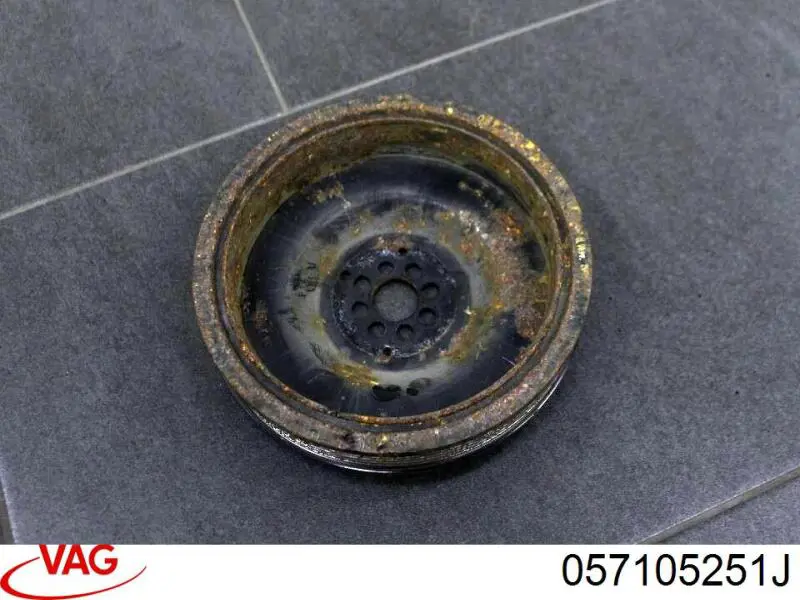 Шкив коленвала (демпфер) VAG 057105251J цена, от 101.36 USD