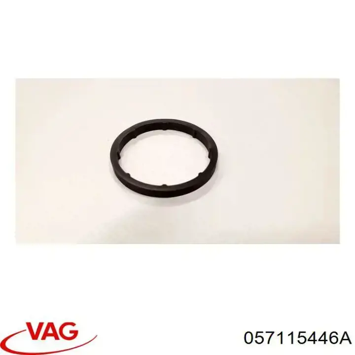 Прокладка радиатора масляного VAG 057115446A