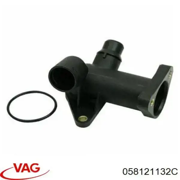 Фланец системы охлаждения 058121132C VAG