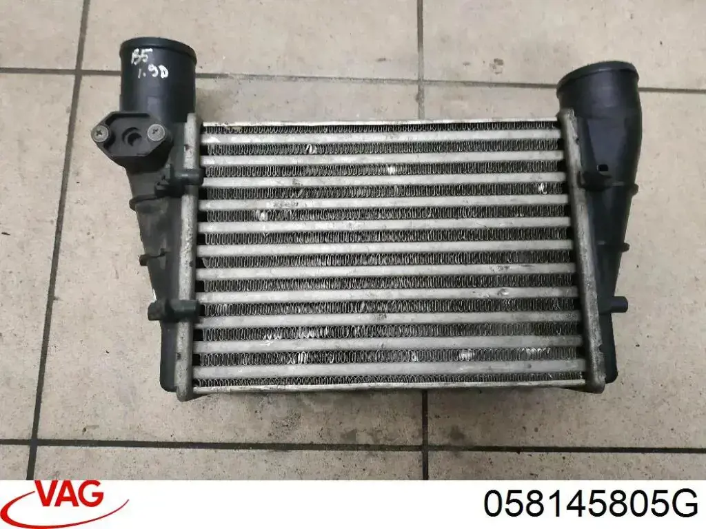 Радиатор интеркуллера VAG 058145805G