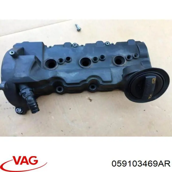 Крышка клапанная левая VAG 059103469AR цена, от 151.99 USD
