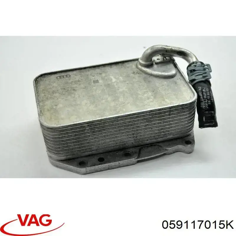 Радиатор масляный холодильник VAG 059117015K