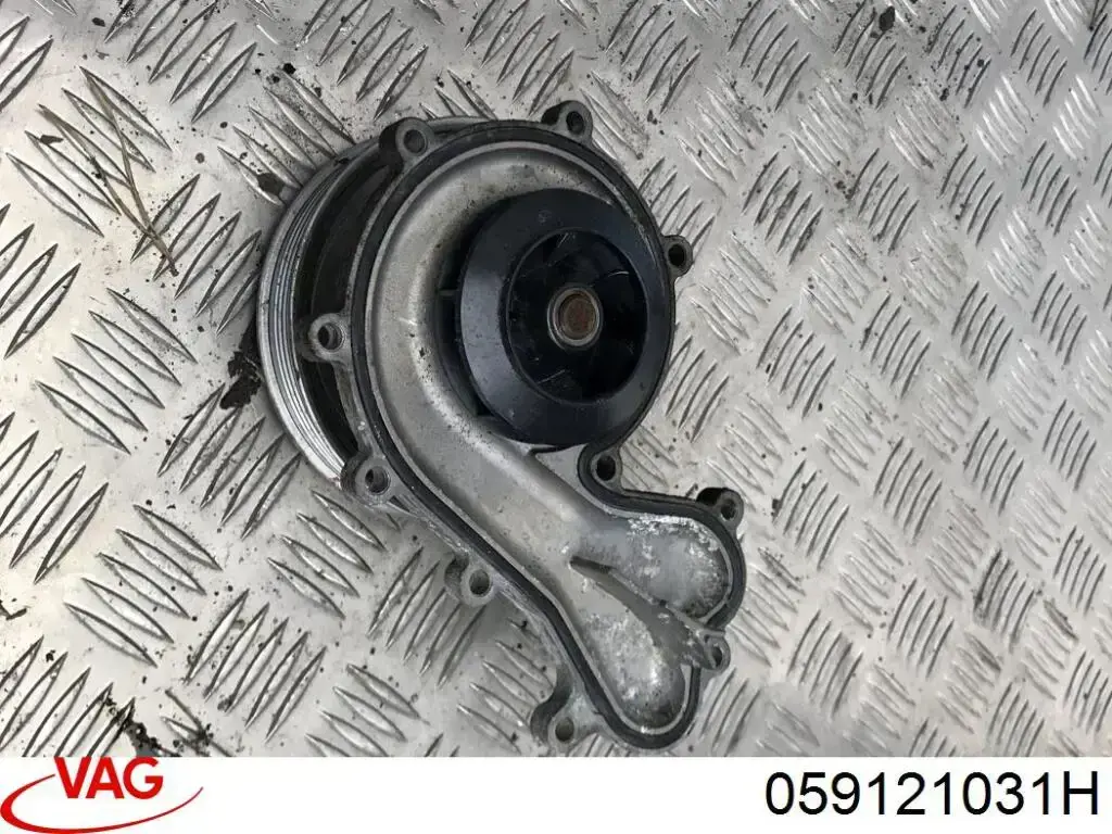 Compre Polia da bomba de água Audi A6 