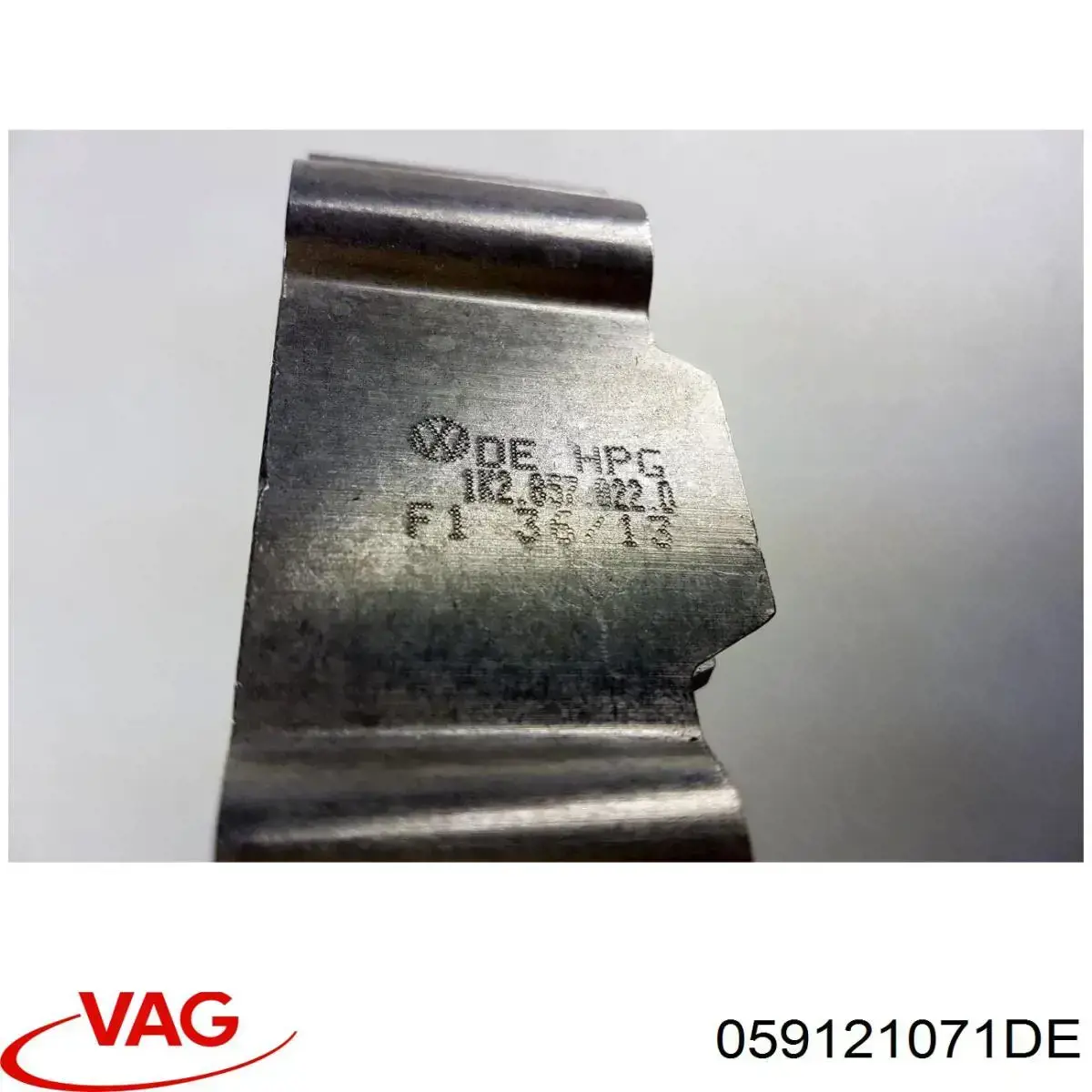 Фланец системы охлаждения 059121071DE VAG