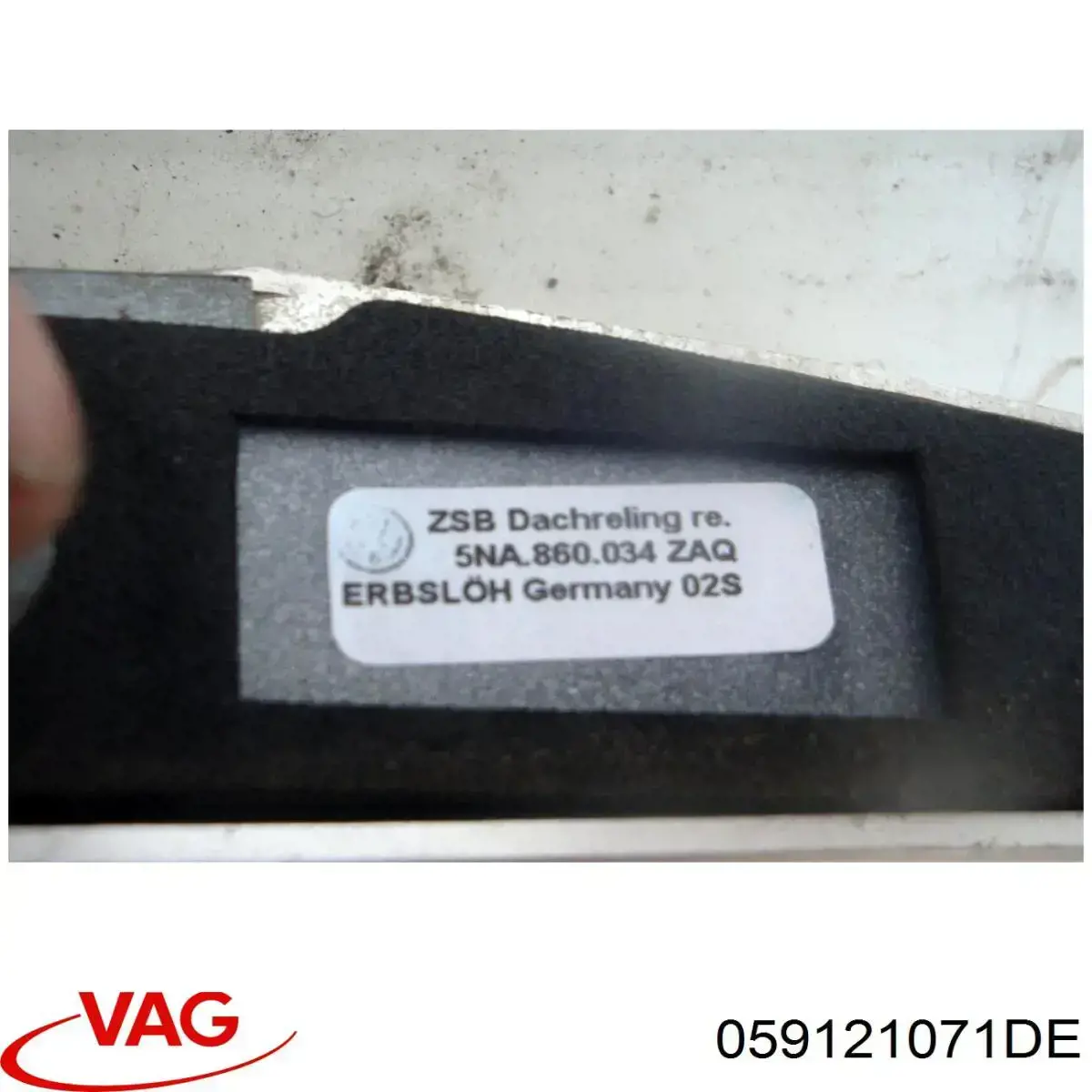 059121071DE VAG Тройник системы охлаждения