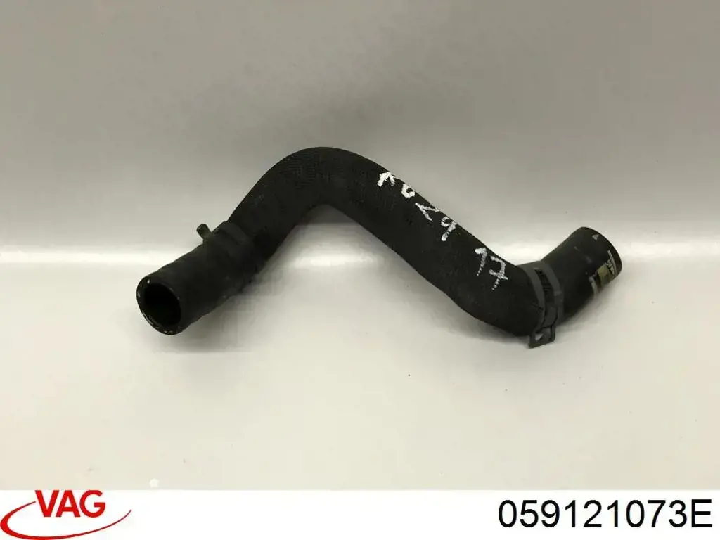 Шланг/патрубок системы охлаждения VAG 059121073E цена, от 12.56 USD