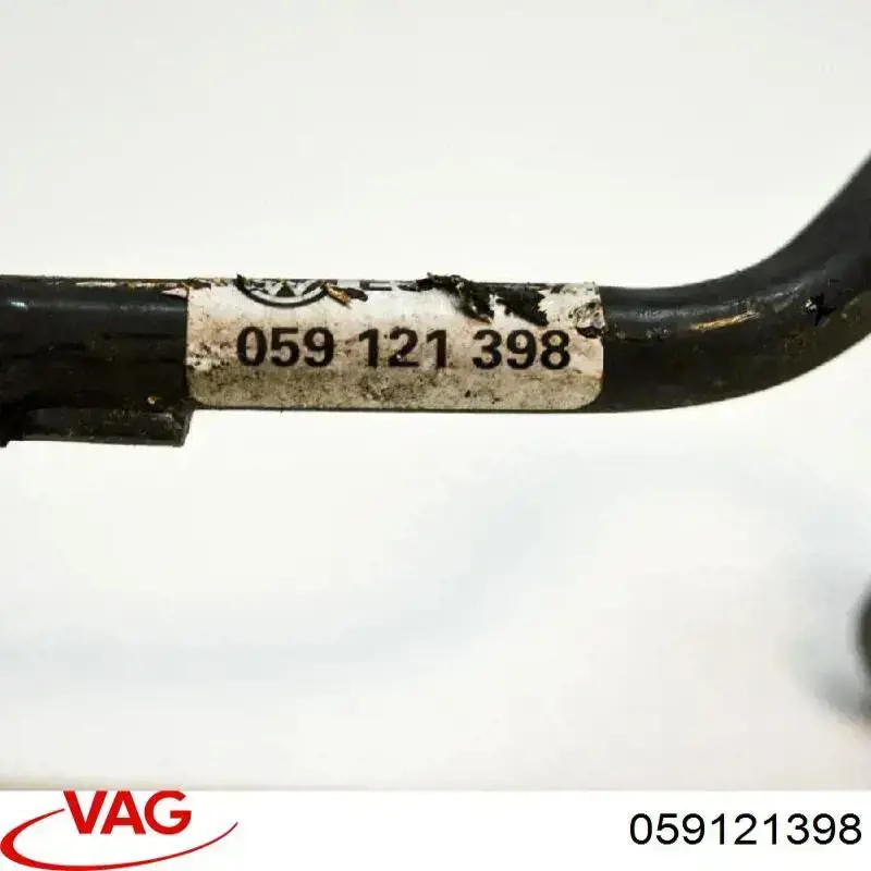 059121398 VAG Шланг термостата